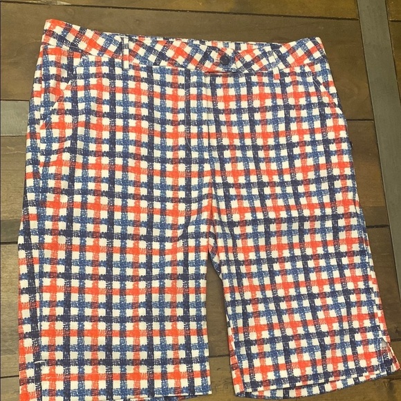 Cracked wheat blue red plaid golf shorts size 6 - Picture 1 of 7